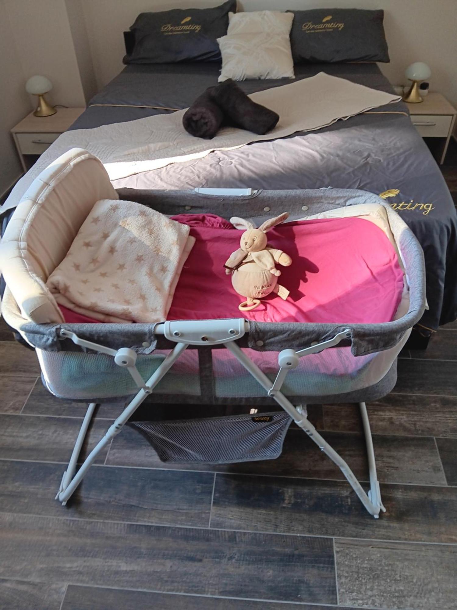 Chambre Privee Dans Une Maison Familiale Charmes  Exterior photo